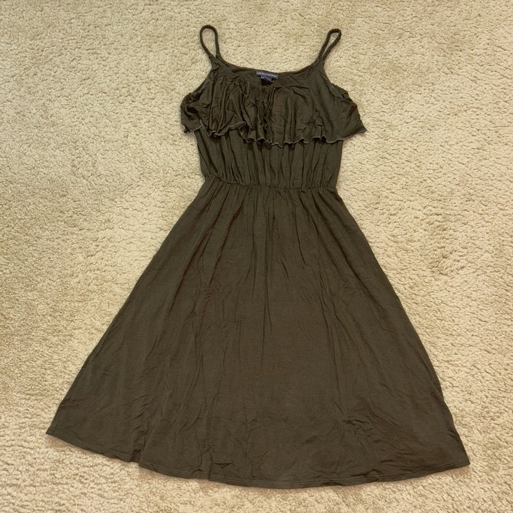 🍂Chelsea & Theodore Ruffle Dress🍂 - Picture 6 of 8